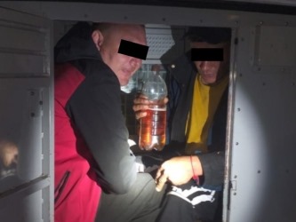 Ночная драка в пивном магазине. Есть пострадавший охрана Челябинск Варяг ЧОП ГБР