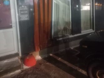 В Челябинске автомобиль протаранил павильон охрана Челябинск Варяг ЧОП ГБР