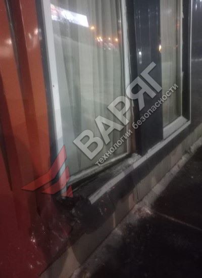 В Челябинске автомобиль протаранил павильон охрана Челябинск Варяг ЧОП ГБР