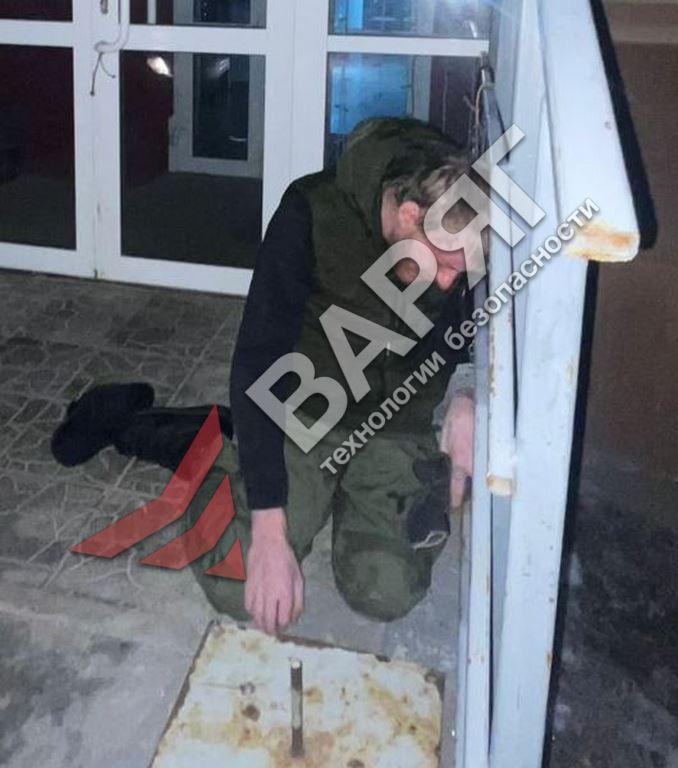 1 06.jpeg В Челябинске ночью 6 февраля пытались ограбить закусочную охрана Челябинск Варяг ЧОП ГБР